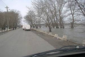 Donau mit Hochwasser bei Galaţi